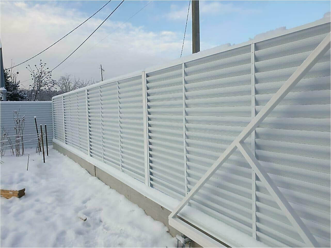 Забор жалюзи 150м RAL9003 фото3 в Гатчине