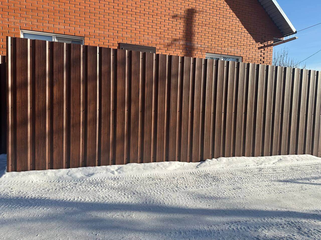 Забор из профнастила НС-21 22м Античное Дерево Принтек фото 4 в Гатчине