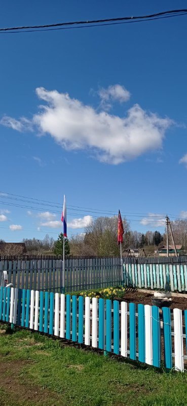 Забор из евроштакетника 16м RAL5021 Морская Волна, RAL9003 Белый фото 2 в Гатчине