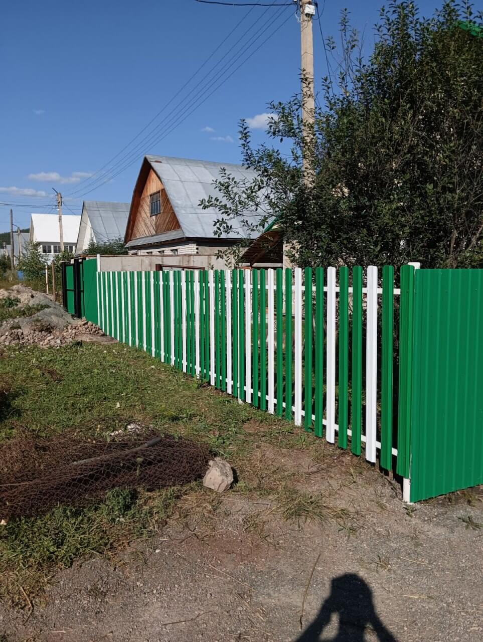 Забор из евроштакетника 10м RAL9003 Белый, RAL6029 Зеленая Мята в Гатчине